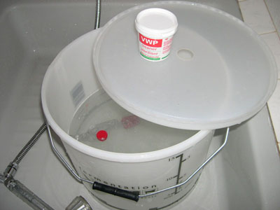 Barboteur Plastique + bouchon, un équipement essentiel utilisé lors de la  fermentation